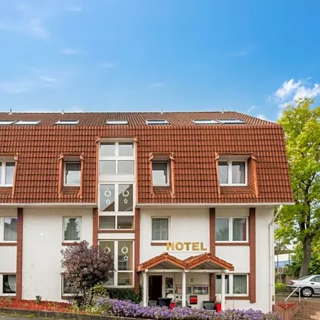 Arador-City Hotel