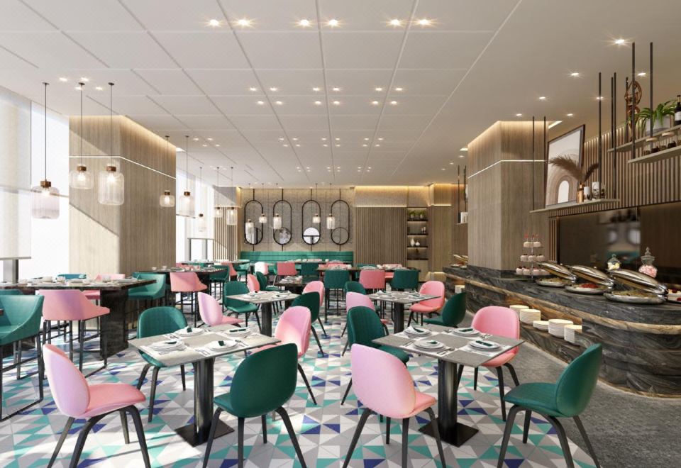 4. 무스텔 호텔 광..