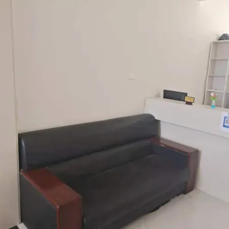 Aksai Happy Hotel