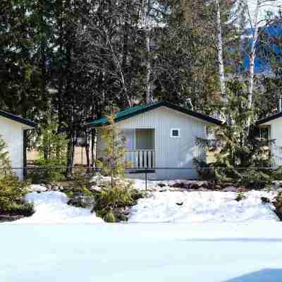 Clearwater Valley Resort Hotel Exterior