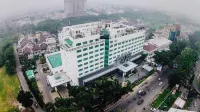 Emerald Garden International Hotel Hotel a 