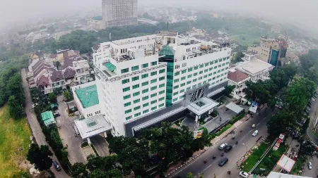 Emerald Garden International Hotel