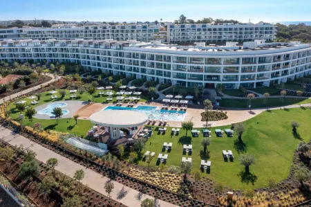 W Residences Algarve