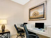 Baymont by Wyndham Lawrence Hoteles en Lawrence