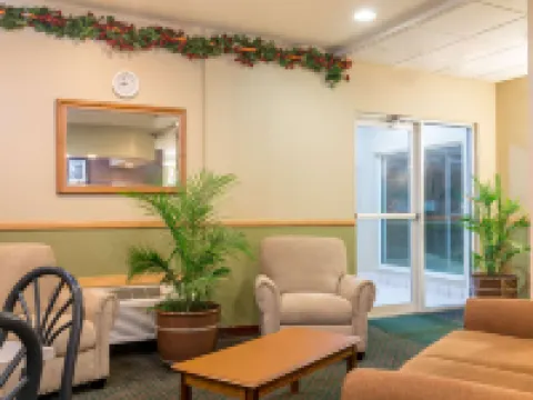 Super 8 by Wyndham Beresford Hotels in Beresford