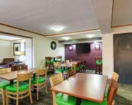 Quality Inn Fort Smith I-540 - breakfast
