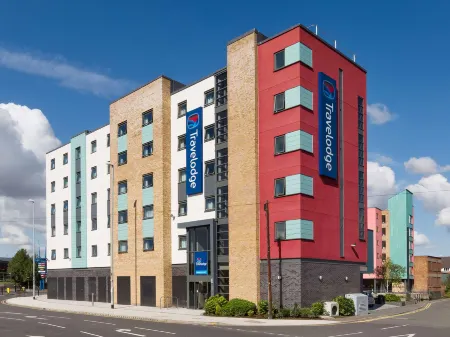 Travelodge Loughborough Central Отели рядом с достопримечательностью «New Life Community Church»