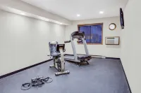Super 8 by Wyndham Green Bay Near Stadium - Gym