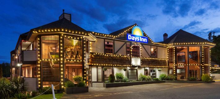 Days Inn by Wyndham Victoria Uptown Hotels in Capital