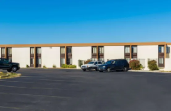 나이츠 인 데이턴 앳 포 애비뉴  호텔