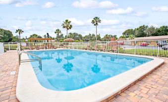 Days Inn by Wyndham Orange City/Deland