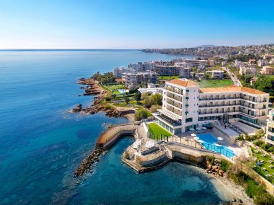 Zeus Essence Ramada by Wyndham Athens