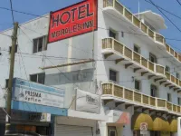 Hotel Morales Inn - Pet friendly