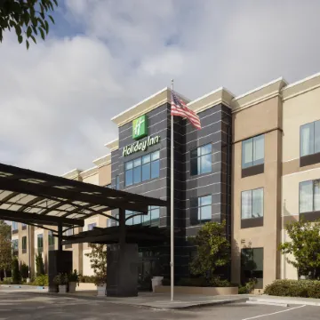 Holiday Inn CARLSBAD - SAN DIEGO by IHG Отели рядом с достопримечательностью «Парк Лео Каррилло Хисторик»