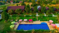 Sawasdee Sukhothai Resort - Pools