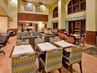 Hampton Inn & Suites Dallas-DFW Arpt W-SH 183 Hurst - breakfast