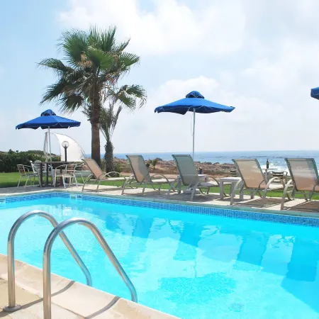 Sea Front Villa with Private Heated Pool, Quiet Area Paphos 322