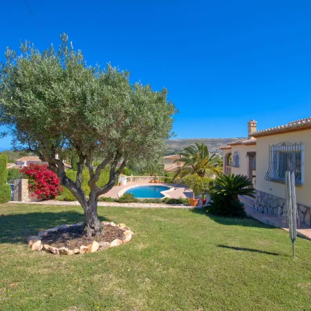 Villa Meena