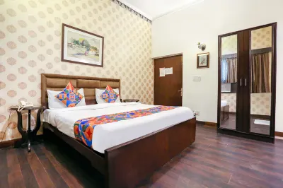 Pulse Impulse Hotel dekat Nizamuddin Railway Station