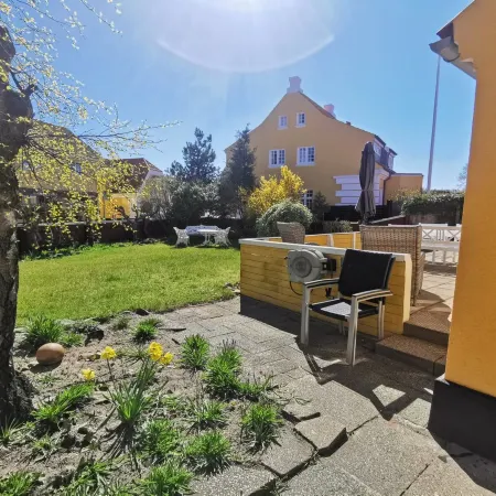 "Algeth" - 200m from the Sea