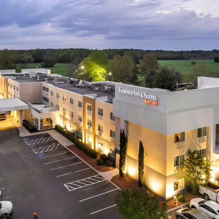 Fairfield Inn & Suites Lumberton