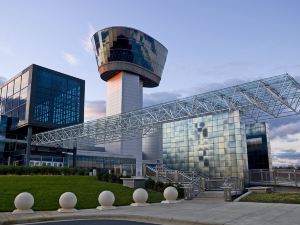 Crowne Plaza Hotel Dulles Airport, an IHG Hotel