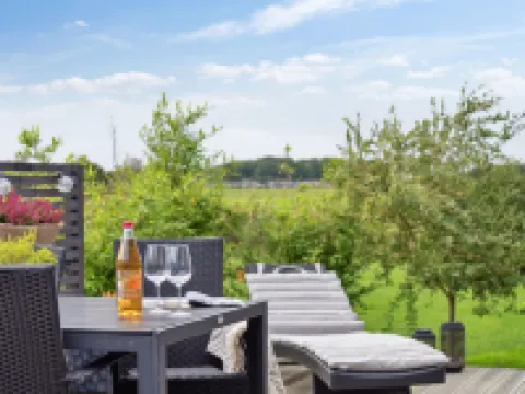 "Brothir" - 500m from the Sea