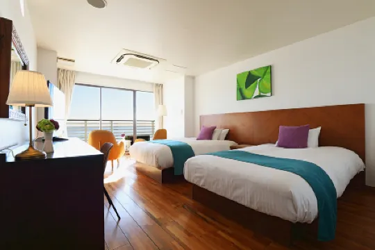 Sayan Terrace Hotel & Resort