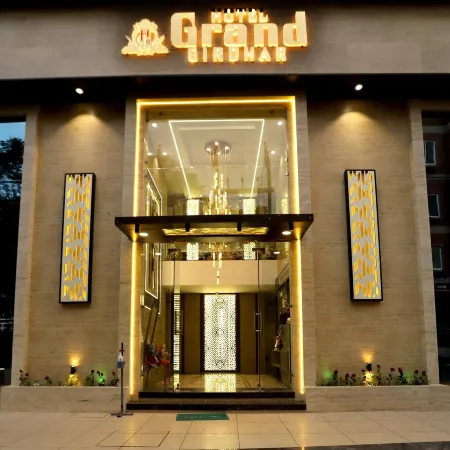 Hotel Grand Girdhar