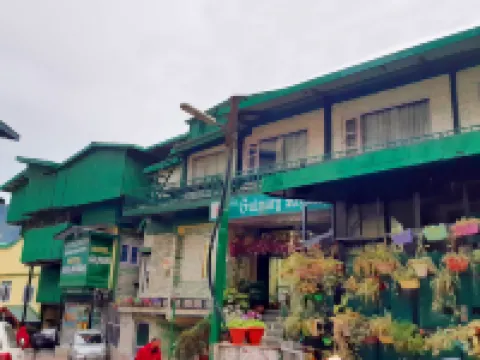 古爾默爾格攝政酒店 鄰近Kali Bari Temple, Shimla的酒店