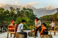 Prakriti Aalay - Riverside Mountain View Boutique Eco Resort - غرفة مطلة على الجبل