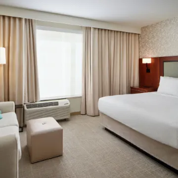 TownePlace Suites Orlando Downtown Отели рядом с достопримечательностью «Парк Лейк Эола»