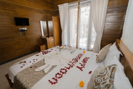 Abian House Nusapenida Отели рядом с достопримечательностью «Giri Putri Cave»