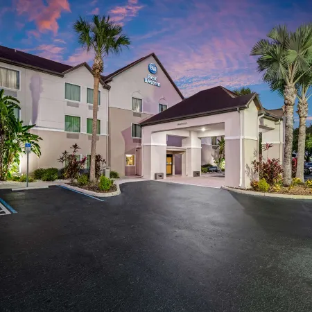 Best Western Auburndale Inn  Suites
