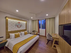 골든 튤립 티루파티