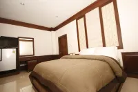 Northstar Hotel and Resort Hotels near Wat Rong Khun - White Temple