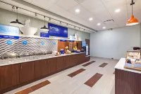Holiday Inn Express & Suites LENEXA - OVERLAND PARK AREA by IHG - breakfast