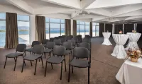 Fontana Resort Hotels in Jelsa