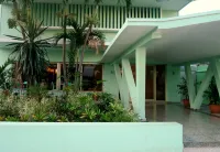 Hotel Plus Vedado 500