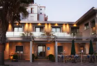 H Boutique la Caleta Bay فنادق في La Herradura