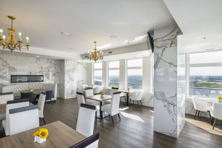 Halifax Tower Hotel & Conference Centre, Ascend Hotel Collection