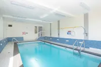 Sandman Hotel & Suites Prince George - Pools