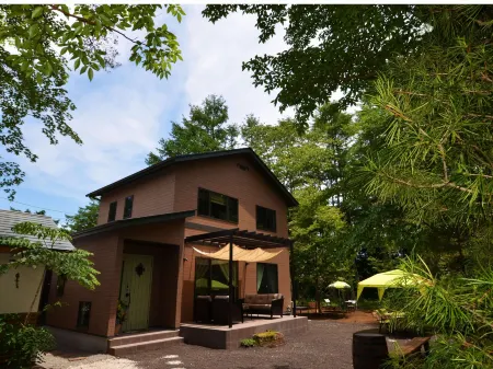 Liburan Отели рядом с достопримечательностью «Narusawa Ice Cave»