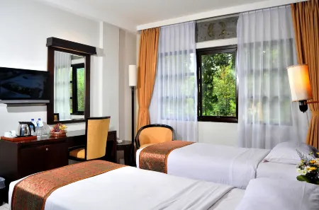 ซาริ อาแตร์ - โรงแรมและรีสอร์ท