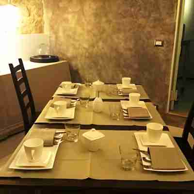 Only for Two Giumbabulla Home and Spa Dining/Meeting Rooms