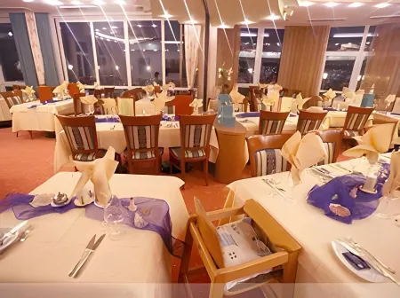 Hotel am Hirschhorn - Wellness - Spa - and More Отели в г. Госсерсвайлер-Штайн