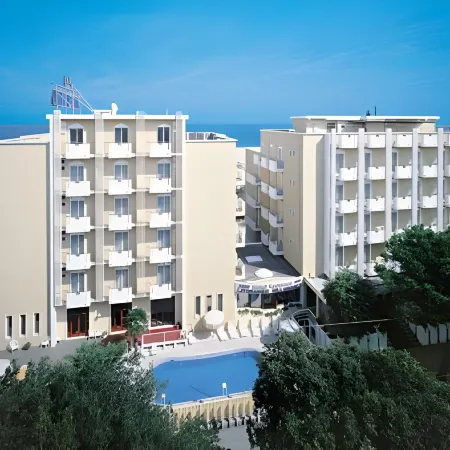 Litoraneo Suite Hotel