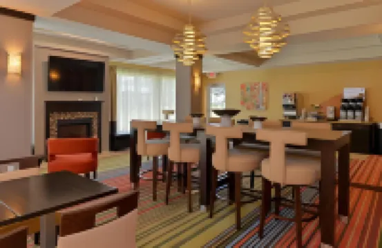Holiday Inn Express & Suites IRONTON by IHG