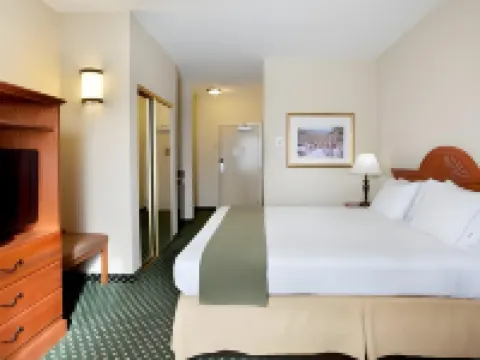 Holiday Inn Express WINDSOR SONOMA WINE COUNTRY by IHG Hotels in Windsor
