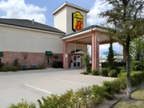 Super 8 by Wyndham Arlington Near at&T Stadium